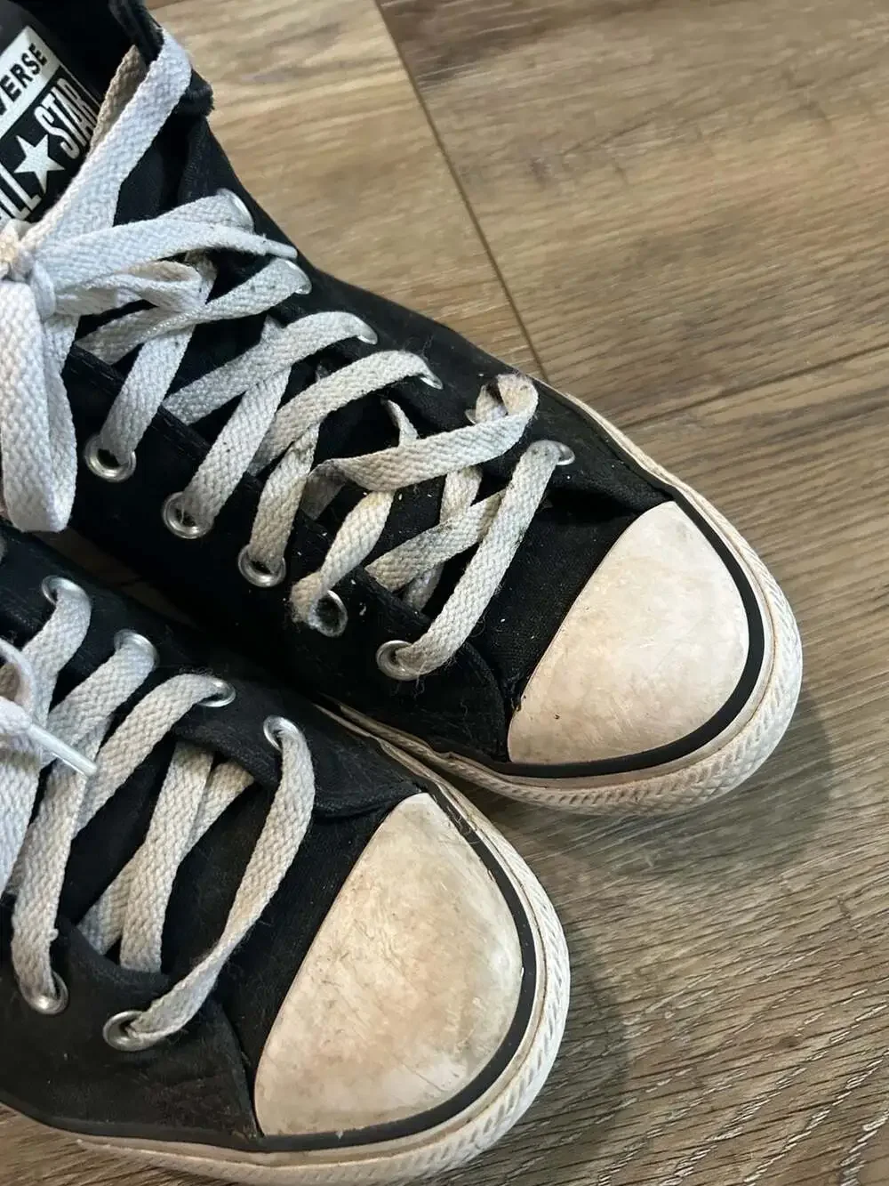 Converse Chuck Taylor All Star Black Canvas Mid Top Sneakers